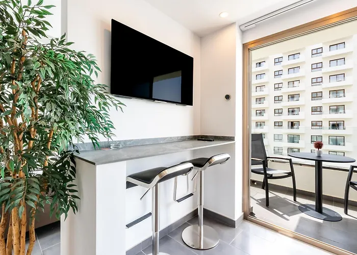 Wintowinrentals Executive In Ocean House Complex 아파트