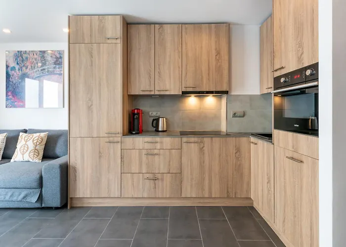 Wintowinrentals Executive In Ocean House Complex *