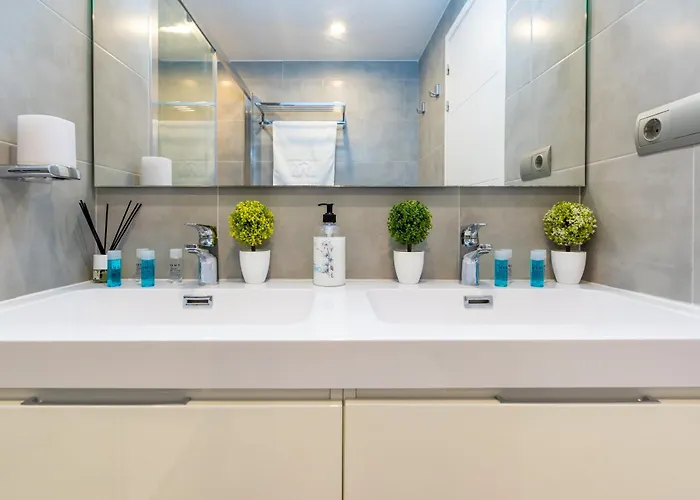 Wintowinrentals Executive In Ocean House Complex *